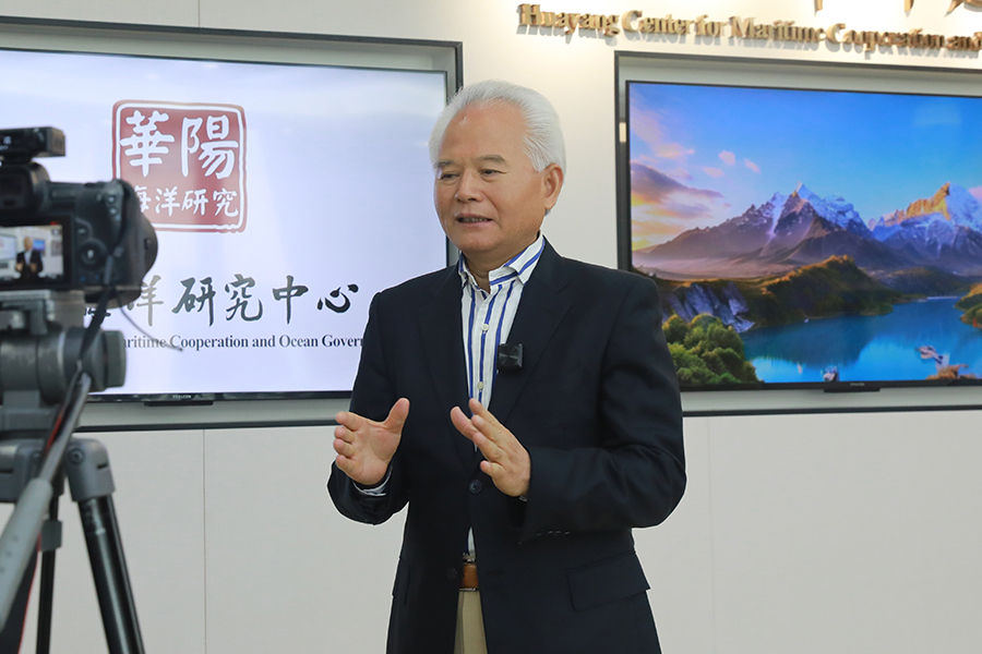吴士存接受新华社海南分社记者专访