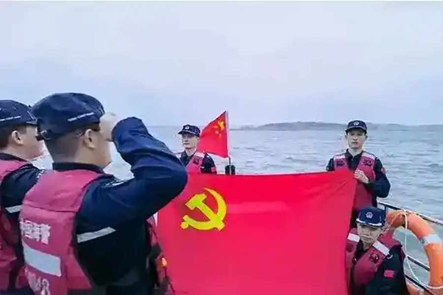 痛批菲律宾，中方：“奉陪到底”！