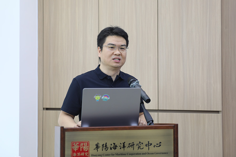 我中心举办第十五期“华阳讲坛”